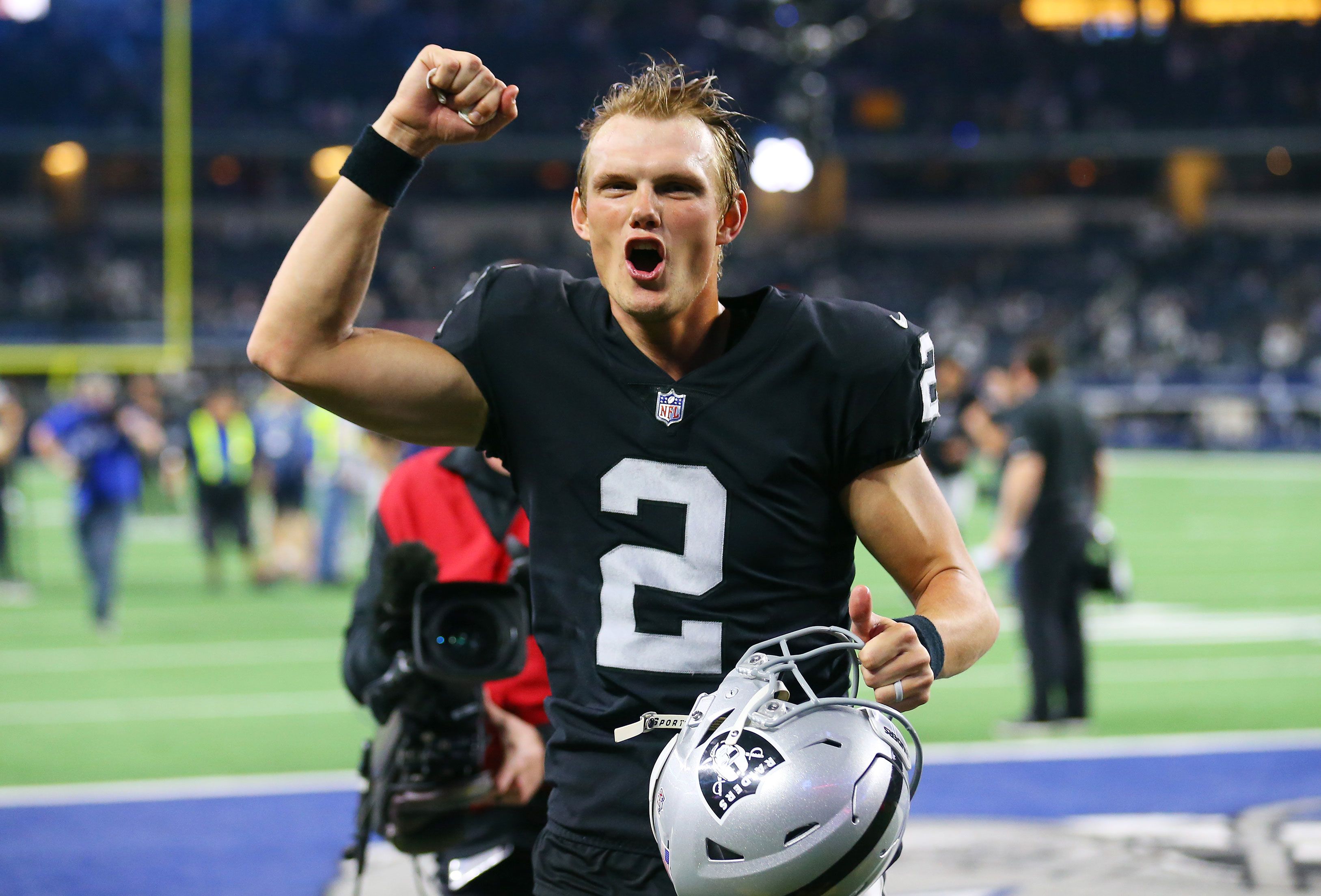 What Time Does Raiders Cowboys Thanksgiving Football Start, End?