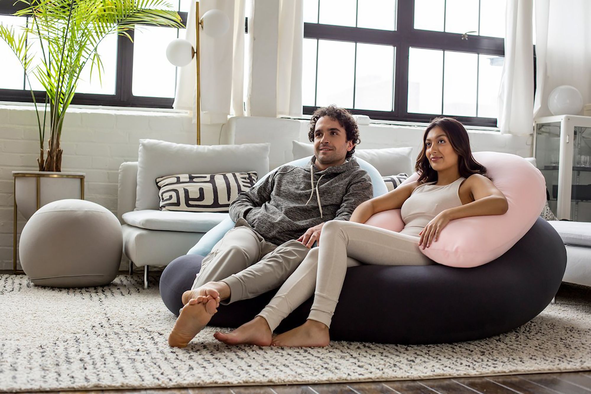 We Tried The Moon Pod To See If It S Worth The Hype It Is And It S On Sale Cnn Underscored