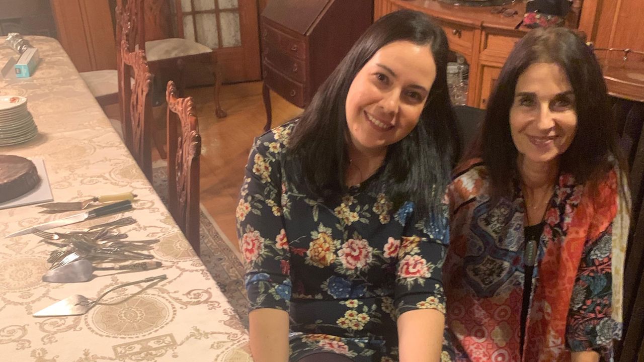 Susana and Carol look forward to meeting up again.