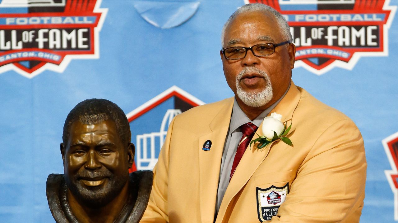 Hall of Fame football player <a href="https://www.cnn.com/2021/11/27/sport/nfl-curley-culp-dies/index.html" target="_blank">Curley Culp</a> died on November 27, according to a statement from his family. He was 75. The 14-year NFL veteran was inducted into the Hall of Fame in 2013.