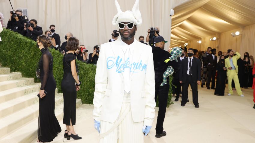 NEW YORK, NEW YORK - SEPTEMBER 13: Virgil Abloh attends The 2021 Met Gala Celebrating In America: A Lexicon Of Fashion at Metropolitan Museum of Art on September 13, 2021 in New York City. (Photo by Mike Coppola/Getty Images) 