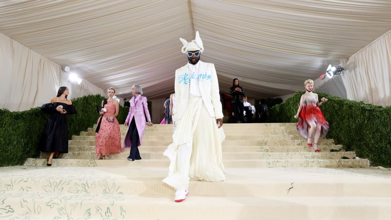 Rare Louis Vuitton bag created to celebrate royal wedding to be