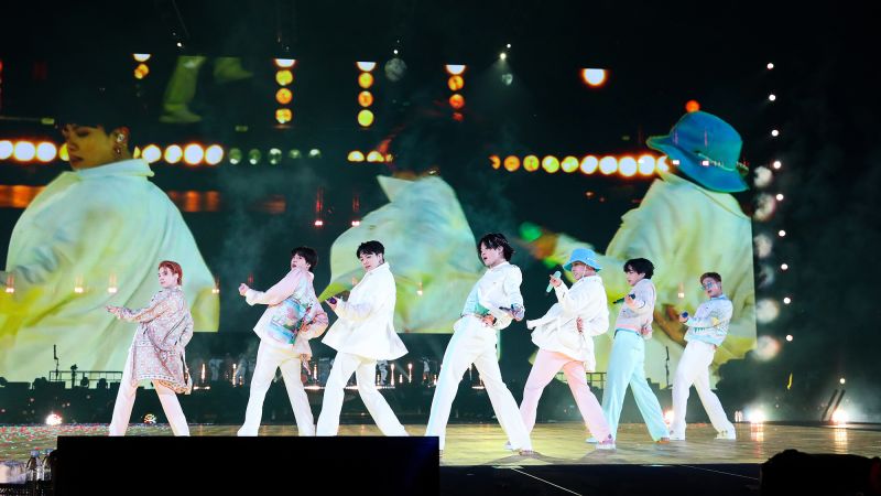 BTS back on tour after two years | CNN