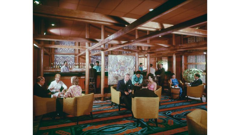 <strong>Bali Beach:</strong> Here's the lounge bar of the Bali Beach InterContinental Hotel in Sanur, Bali, Indonesia, opened in 1966. 