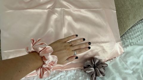 Underscored editors' favorite products of November 2021 17 211201160438 underscored editor picks beyond scrunchie silk
