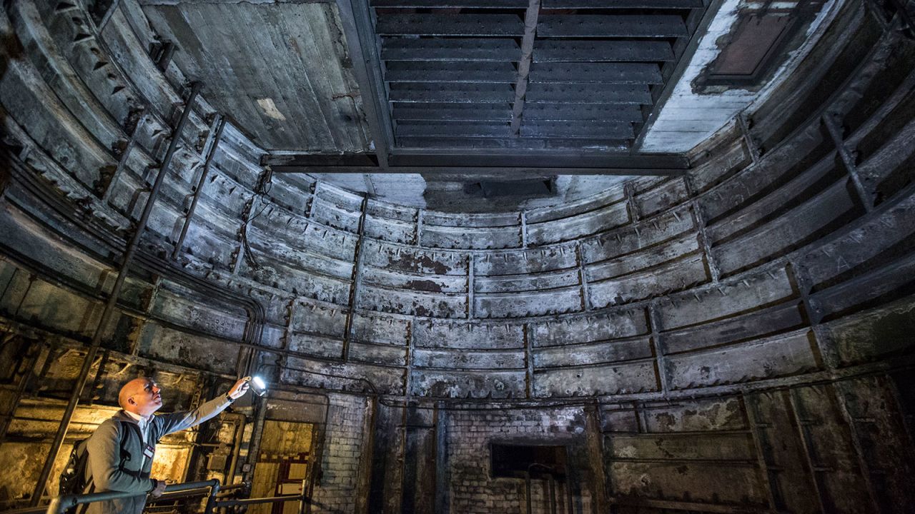 <strong>Lift shaft: </strong>The former lift shaft today provides ventilation to the Piccadilly line. 
