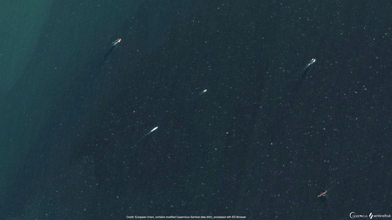 An image from European satellite imaging company Sentinel 2 shows what analyst HI Sutton says is a Chinese submarine in the lower left.