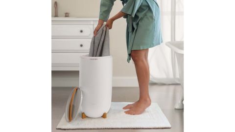 Zadro Luxury Bucket-Style Towel Warmer