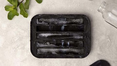 W&P Peak Silicone Ice Tray