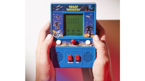 Handheld mini video games