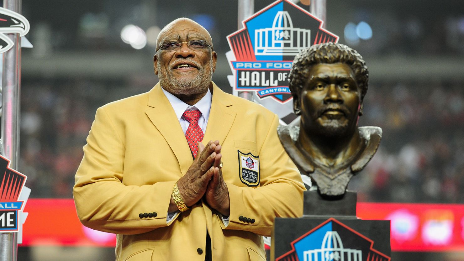 Former Atlanta Falcons player Claude Humphrey celebrates his NFL Hall of Fame induction on September 7, 2014, in Atlanta, Georgia. 