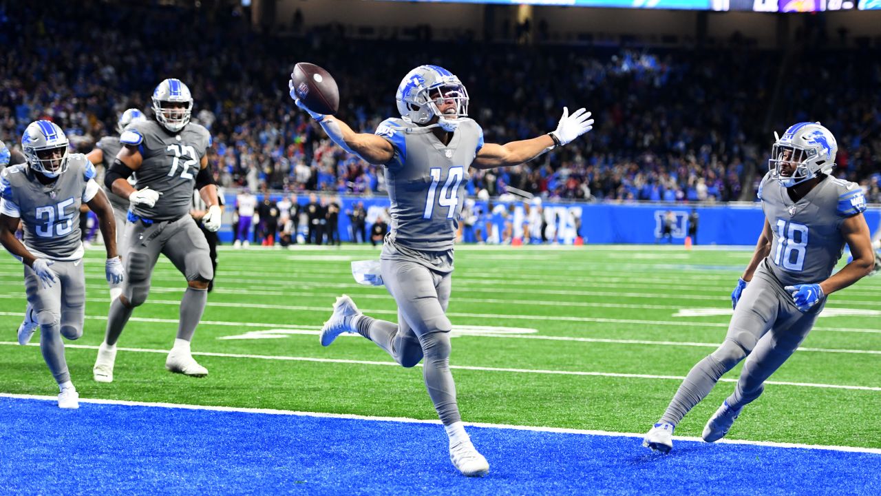 Detroit Lions end 15-game winless run and pay tribute to Michigan