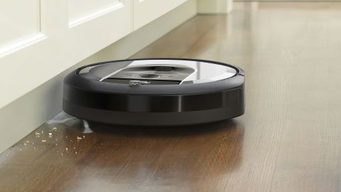 iRobot Roomba i6 Robot Vacuum