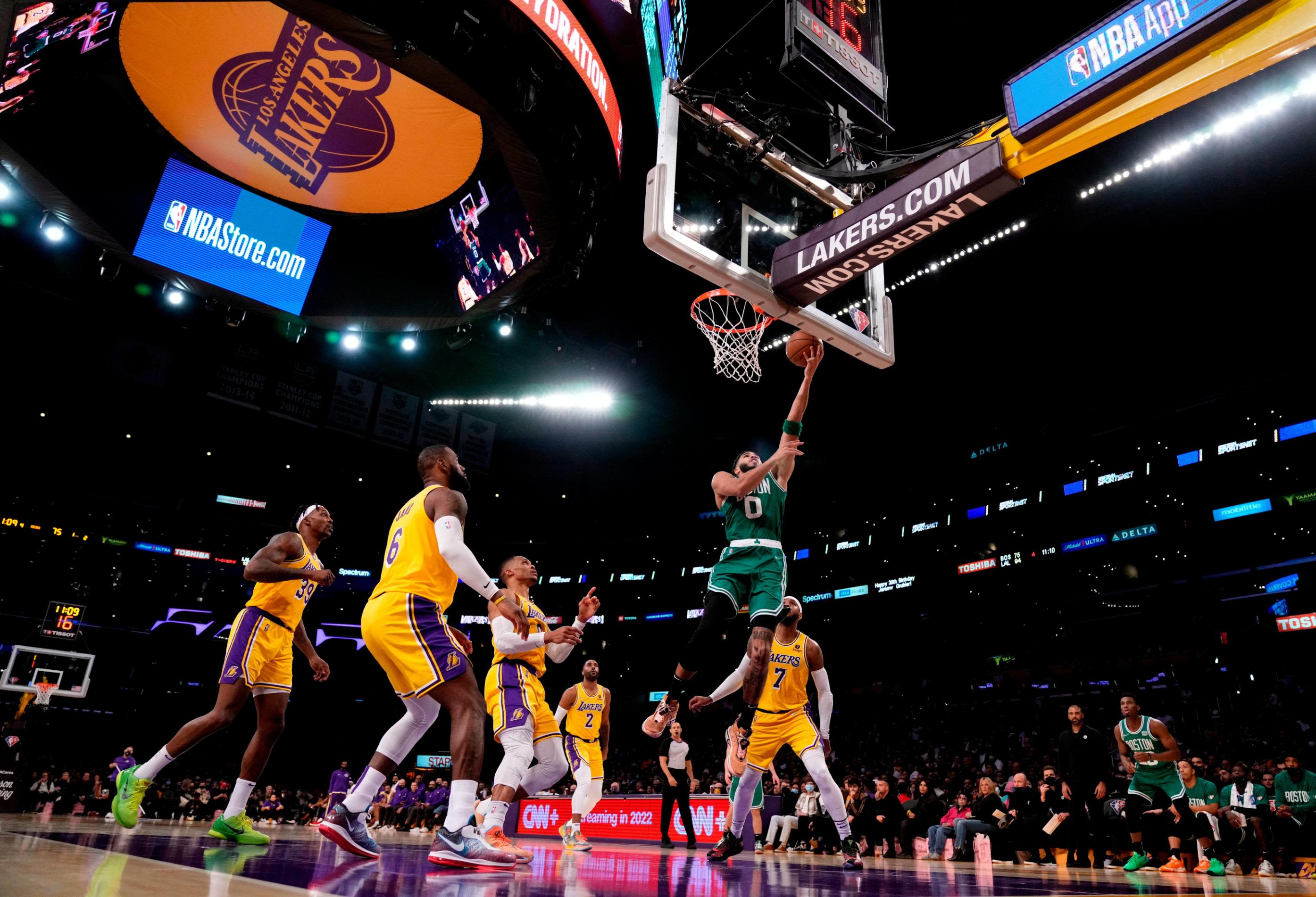 NBA #Basketbal #Sports #SportsJoke #LeBron #Lakers #Celtics