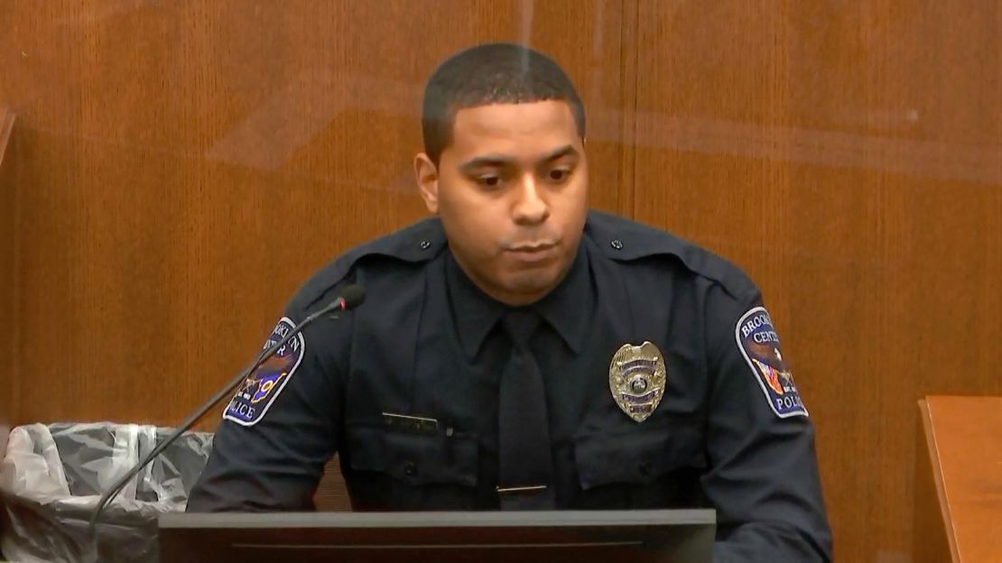 Officer Anthony Luckey testifies at Potter's trial on December 8, 2021.