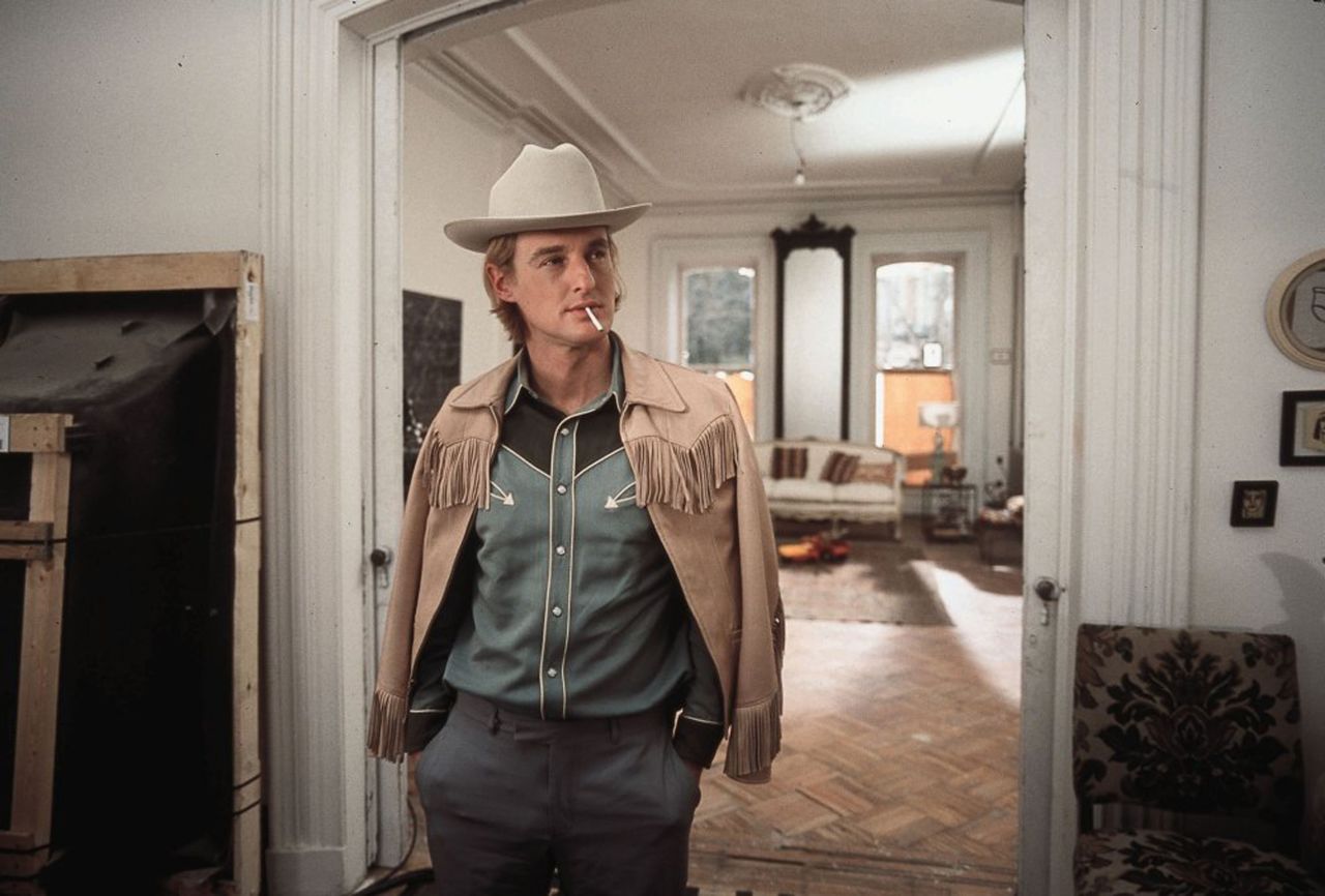 Owen Wilson played bestselling author Eli Cash, who lived across the street from the Tenenbaums and had long become an extended member of the family.