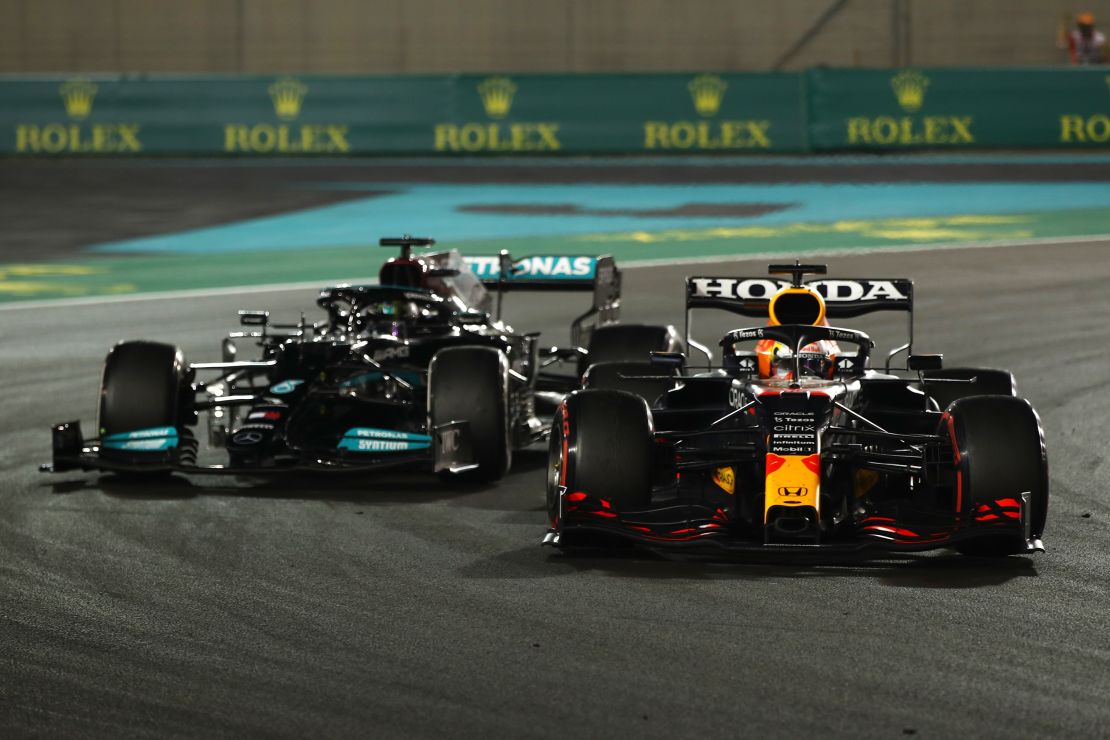 Verstappen leads Hamilton during the Abu Dhabi Grand Prix.