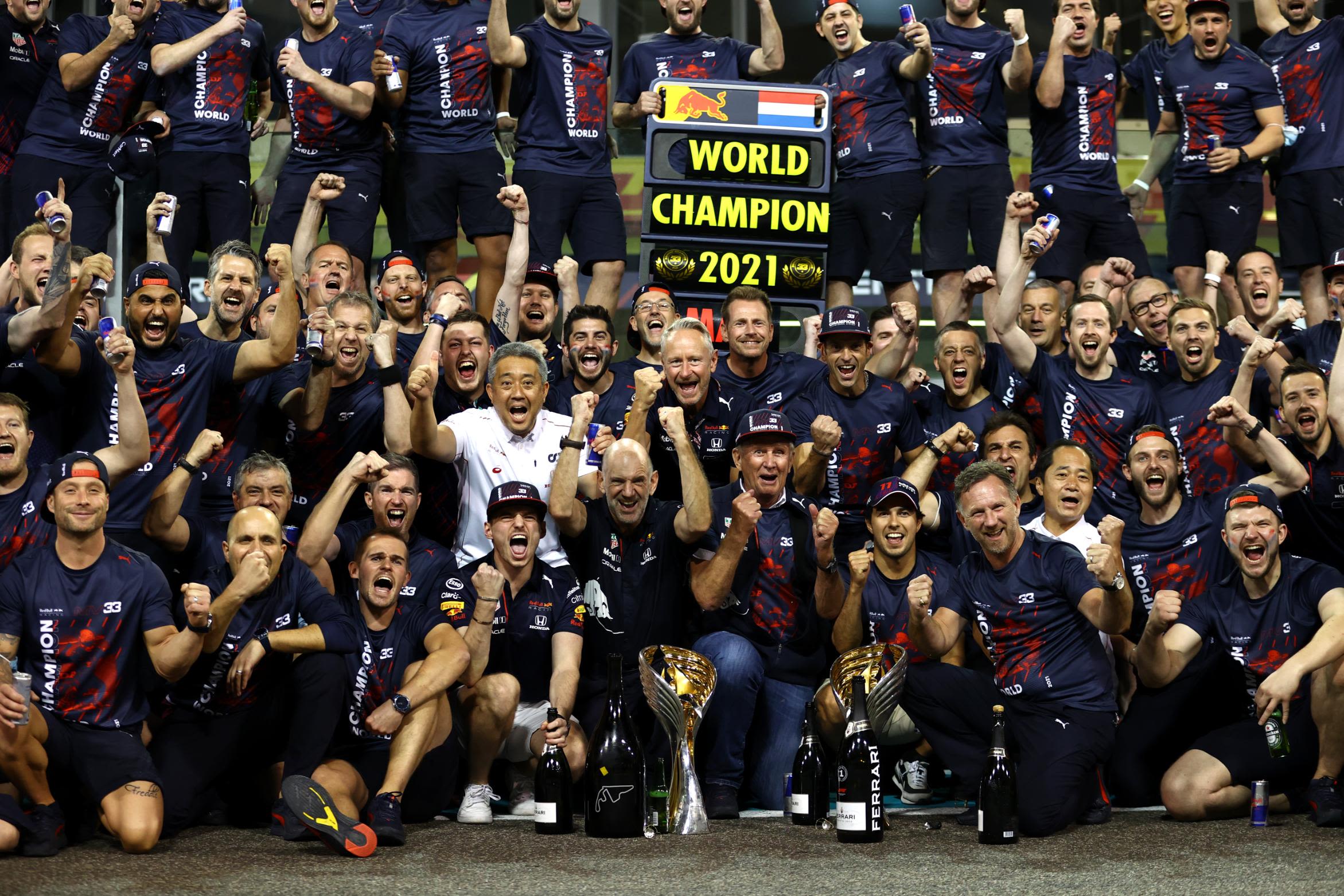 Max Verstappen is F1 champion 2021!