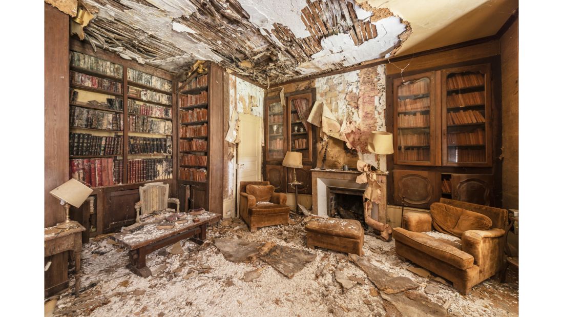 <strong>Photo project:</strong> "The photographs were all shot during the last 10 years," Veillon tells CNN via email. "It [the book] is really a mix of all the places I have been documenting since I started." The photographer took this image of a crumbling manor house in France in 2020.