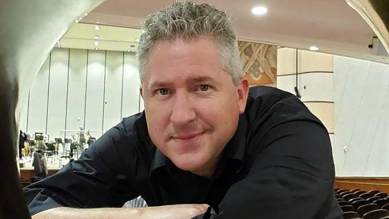 "I know my students read, and I don't expect them to religiously go through word-by-word but if they did, I wanted to reward them." Kenyon Wilson told CNN.