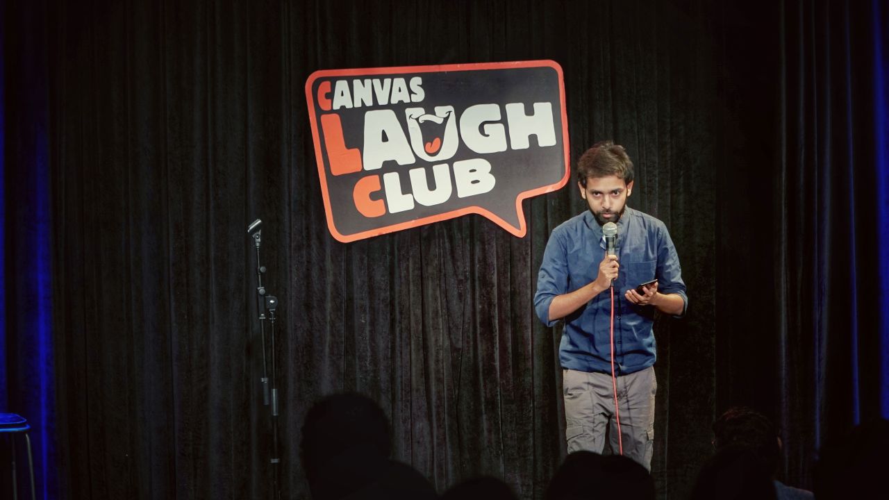 Comedian Parvez Hassan during a show.