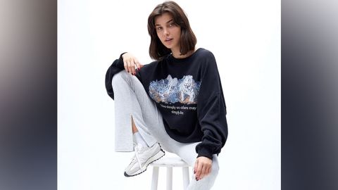 Pacsun is betting skinny pants of all type will be outdated in 2022 with Gen Z shoppers and loose, bagy and flare will be the new normal dahion trend.