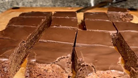 Elliot Williams brownies RESTRICTED