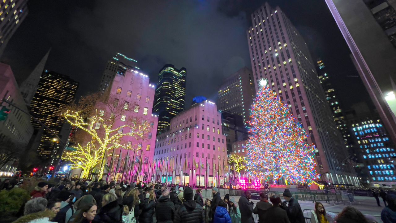 In the United States, holiday travelers are headed to New York City and destinations all over the country. 