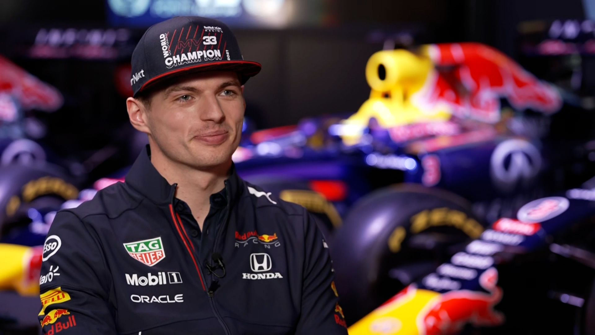 Max Verstappen signs longest ever Red Bull F1 deal until 2028