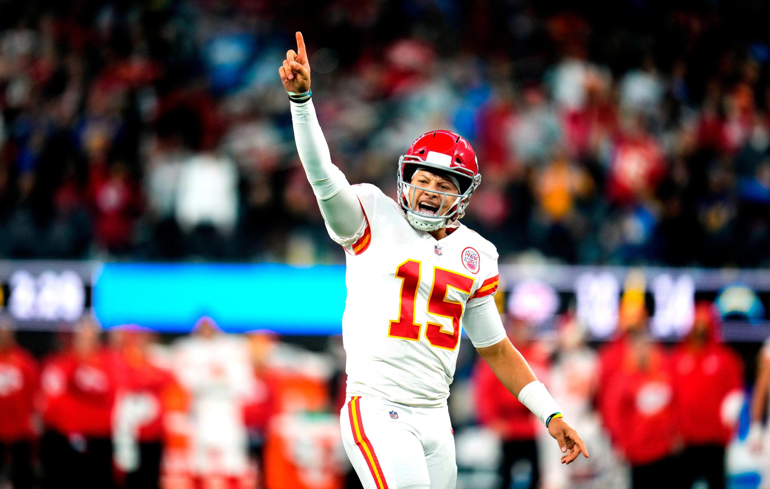 Thursday Night Football: Patrick Mahomes throws walkoff overtime touchdown  in thrilling Kansas City Chiefs win over Los Angeles Chargers