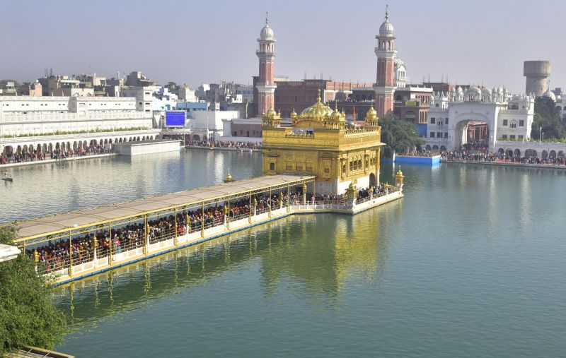 Golden Temple - Amritsar, India - Rabbi Goldschmidt