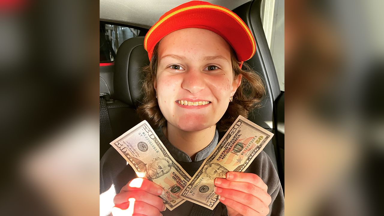 Sydney Raley was rewarded $100 from two Edina Police Department officers.