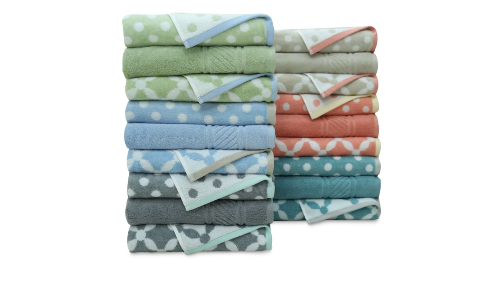 https://media.cnn.com/api/v1/images/stellar/prod/211221125455-macys-towels.jpg?q=h_901,w_1600,x_0,y_0