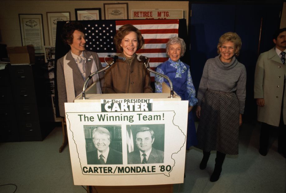 Rosalynn campaigns for her husband in Waterloo, Iowa, in January 1980. Behind her, from left, are Joan Mondale, wife of Vice President Walter Mondale; Muriel Humphrey, former US senator and wife of the late Vice President Hubert Humphrey; and Ruth Carter Stapleton, Jimmy Carter's youngest sister.