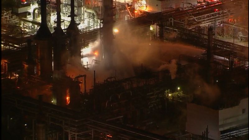 Texas refinery blast could help push gas prices above $4 a gallon