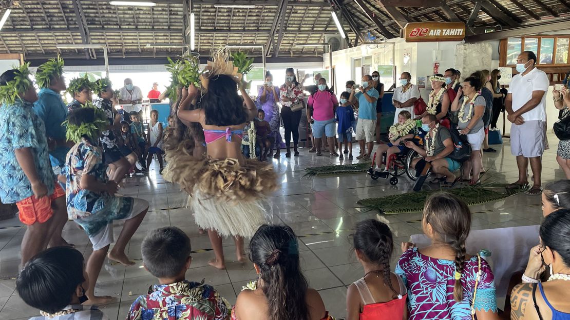 Mathias and his family received a warm Polynesian welcome on Rangiroa.