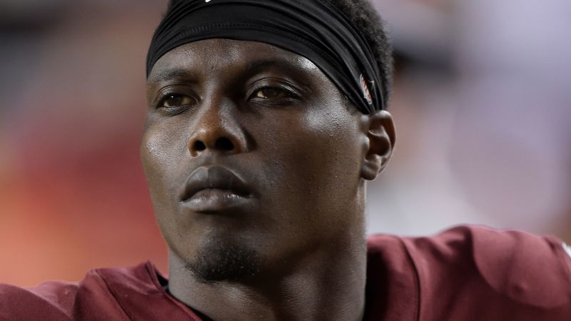 NFL player Deshazor Everett involved in fatal car crash