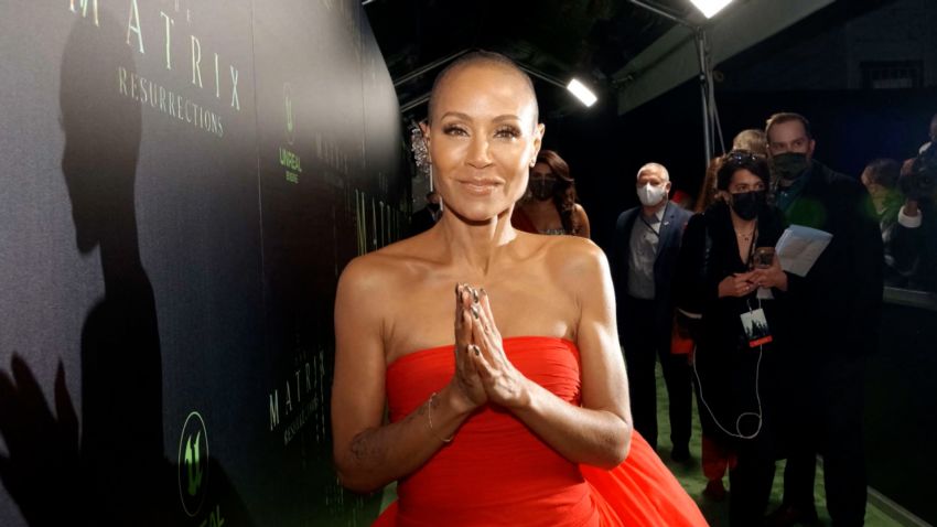 Jada Pinkett Smith posing at 'The Matrix Resurrections' premiere.