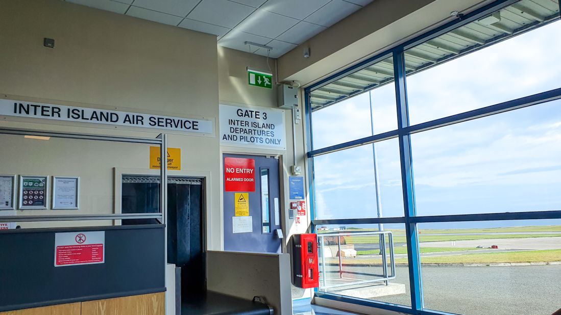 <strong>Kirkwall Airport:</strong> Visitors typically board the flight at Kirkwall on Mainland Island, the capital of the Orkney Islands.