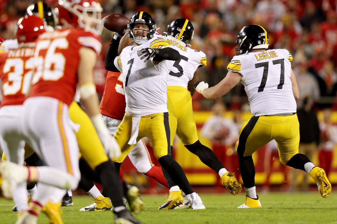  Roethlisberger during the Steelers' 10-36 defeat to the Kansas City Chiefs on December 26.