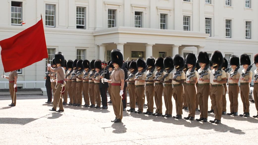 21948759 - TrumpVisitPrep_thumbnail2.jpg