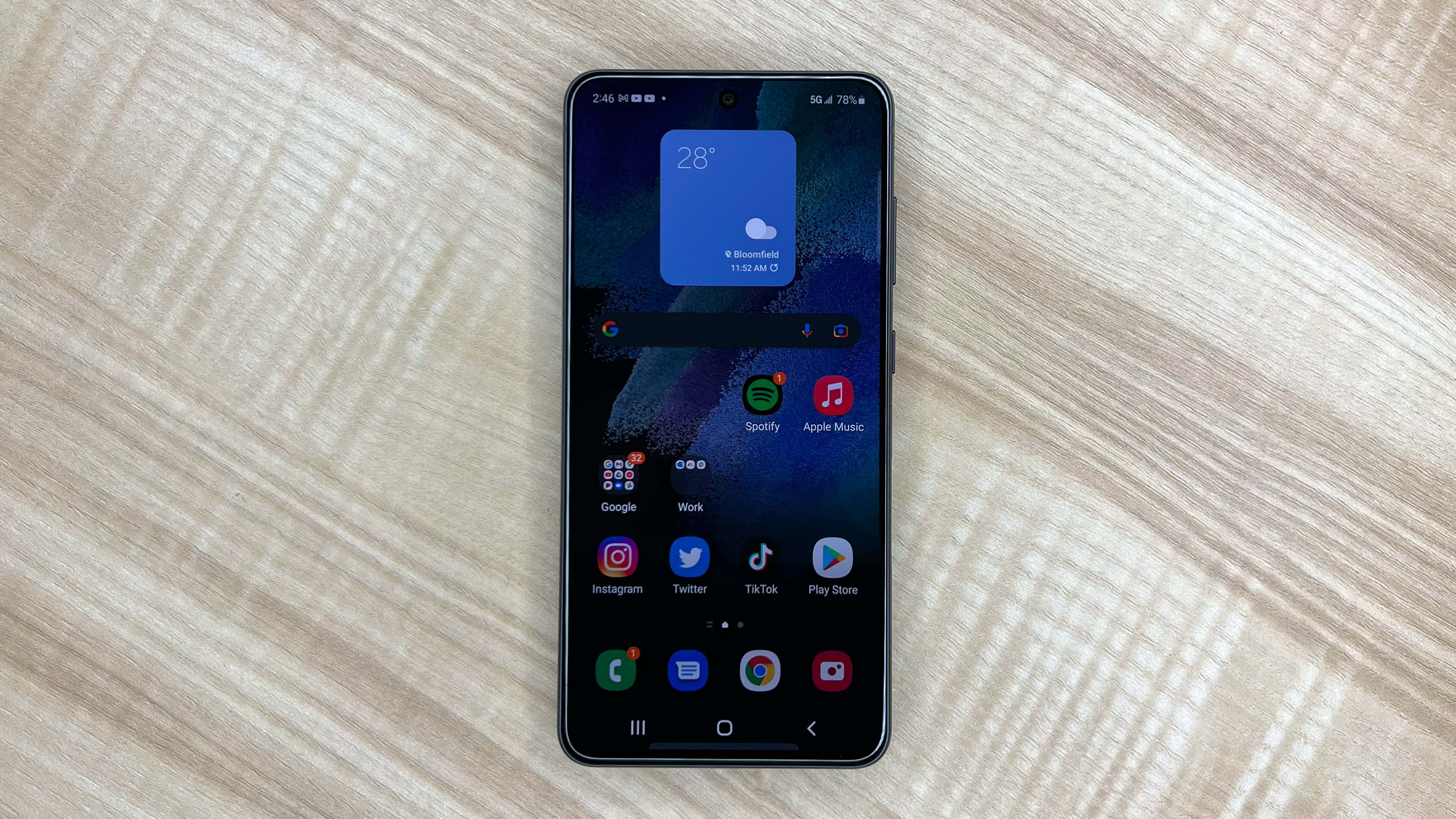 Samsung Galaxy S21 FE Review: 2021 Premium Specs in 2022 for Solid Value