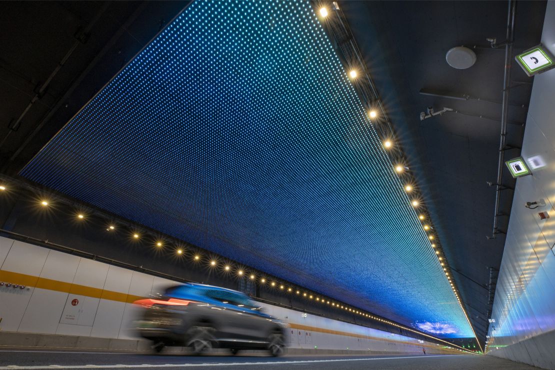 A view of the LED ceiling installed in the 10.79-kilometer tunnel under Lake Taihu.