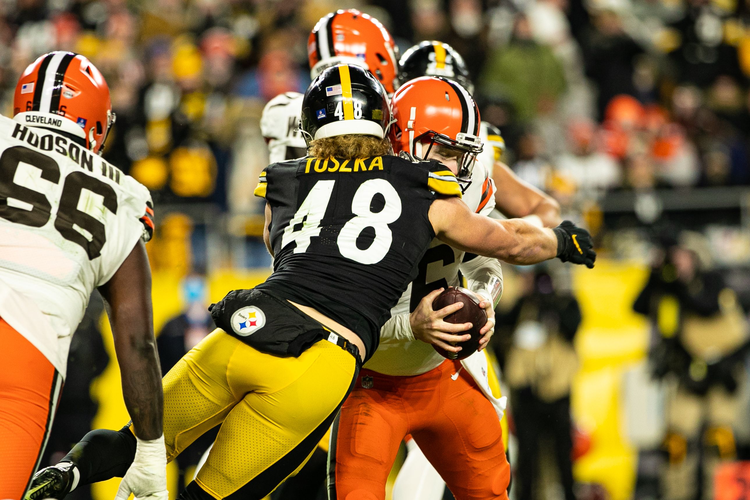 Browns at Steelers LIVE: Steelers D gets job done for MNF win