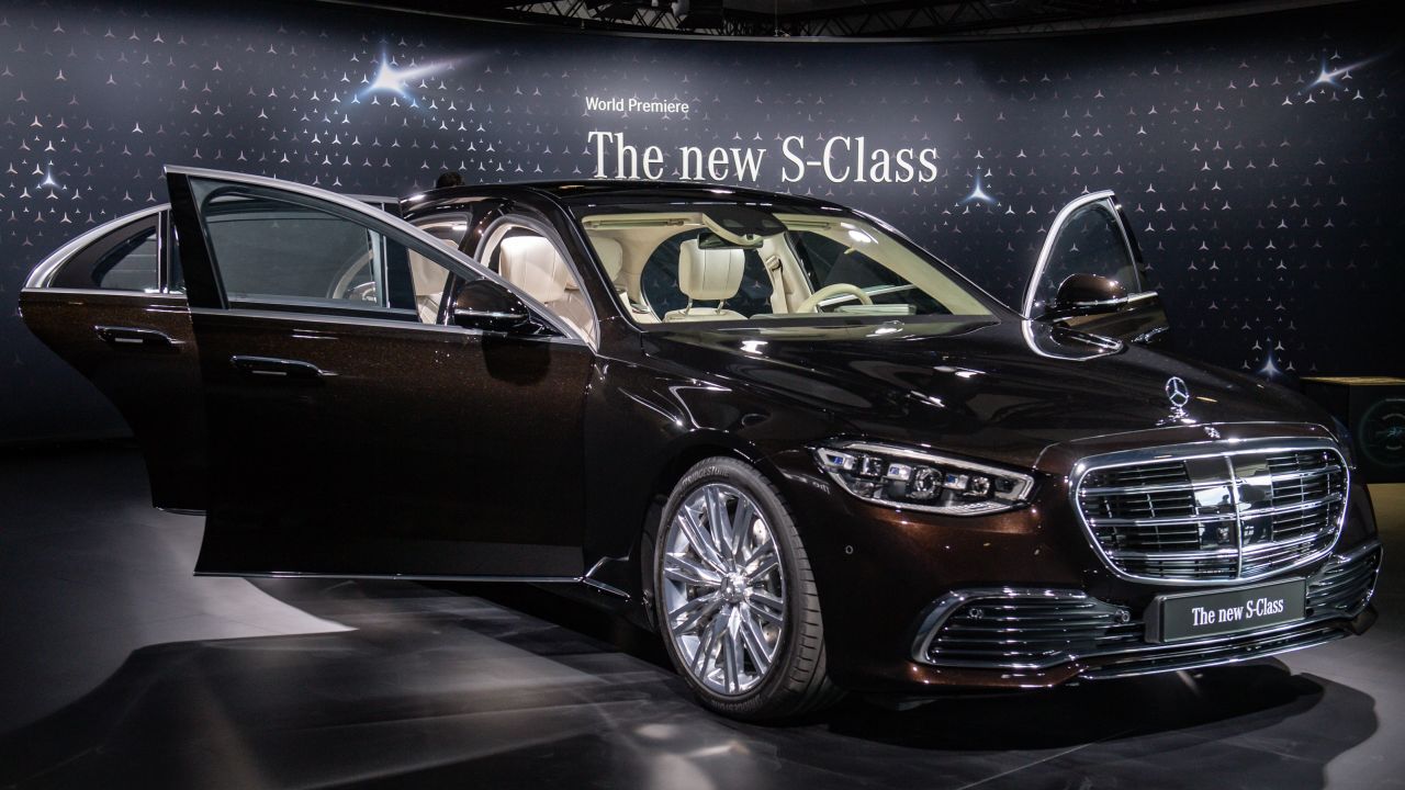 The new Mercedes S-Class at the new assembly lin Sindelfingen, Germany. 