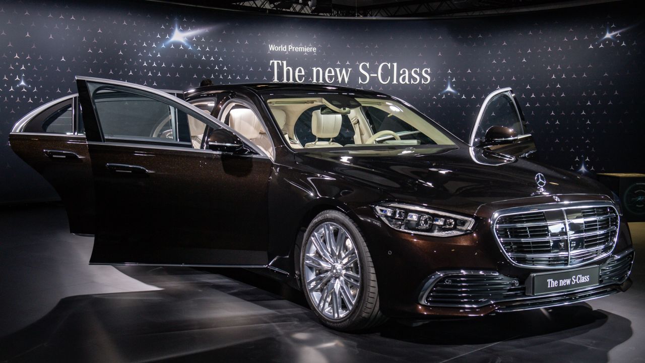 The new Mercedes S-Class at the new assembly lin Sindelfingen, Germany.