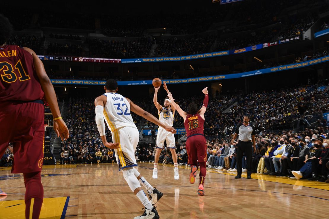 Thompson shoots a three during the game.