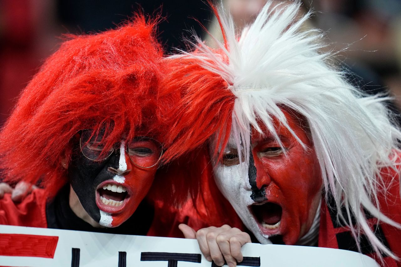 Georgia fans cheer before the game.