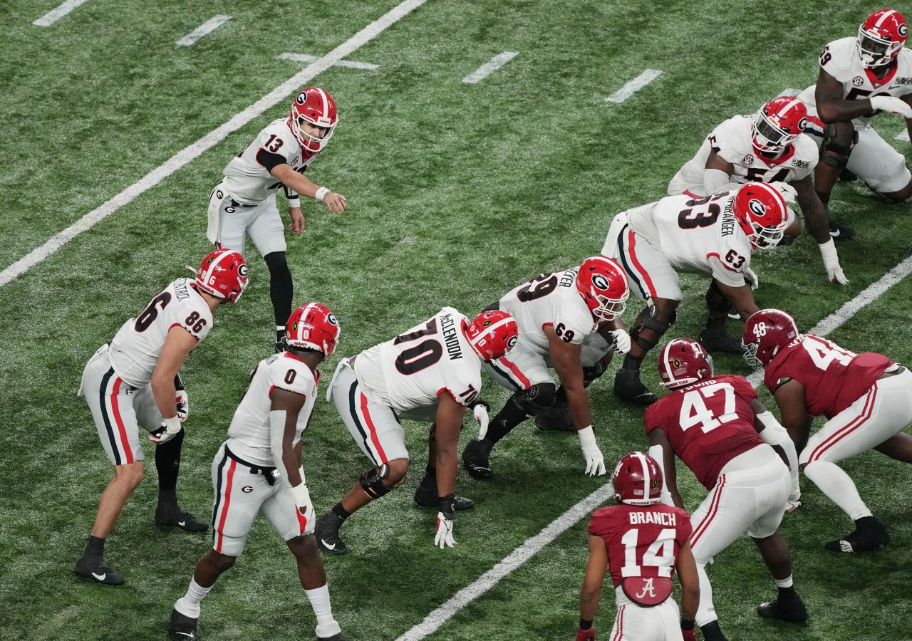 Bennett shouts instructions to the Georgia offense in the second quarter.