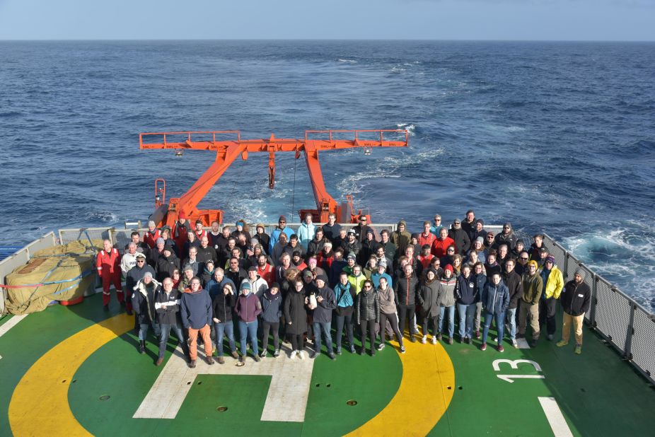The researchers on board the Polarstern visited the Weddell Sea in February 2021. 
